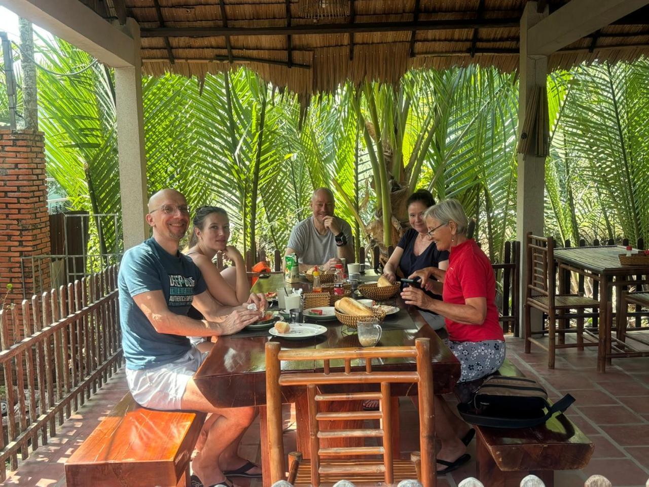 Homestay Bentre Coco Lodge Bến Tre Ngoại thất bức ảnh